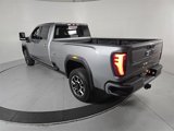 New 2025 GMC Sierra 3500 Denali Ultimate image 3