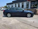 Used 2017 Chevrolet Malibu LT image 5