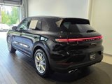 Used 2024 Porsche Cayenne S image 3