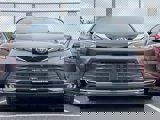 New 2025 Toyota Sienna Platinum image 3