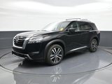 New 2025 Nissan Pathfinder Platinum image 3