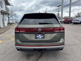 New 2025 Volkswagen Atlas Peak Edition SE image 6