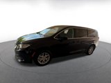 Used 2024 Chrysler Voyager LX image 5