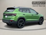 New 2025 Volkswagen Taos SE image 3