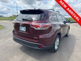 Used 2016 Toyota Highlander Limited image 3