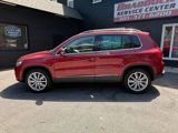 Used 2016 Volkswagen Tiguan SE image 2