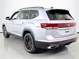 New 2025 Volkswagen Atlas SE image 3