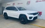 New 2025 Jeep Grand Cherokee Altitude image 6