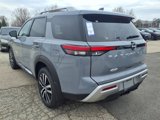 New 2025 Nissan Pathfinder Platinum image 5