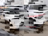New 2025 Lincoln Aviator AWD image 3