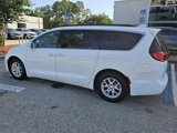 Used 2022 Chrysler Pacifica Touring-L w/ Uconnect Theater Family Group image 4