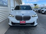 Used 2025 BMW X5 xDrive50e image 3