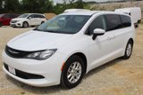 Used 2022 Chrysler Voyager LX image 2