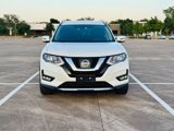 Used 2017 Nissan Rogue SV image 2