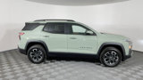 New 2025 Chevrolet Equinox ACTIV image 3