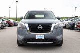 New 2025 Nissan Pathfinder Platinum image 3