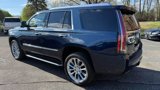Used 2018 Cadillac Escalade Luxury image 3