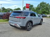 New 2025 Nissan Pathfinder Platinum image 3