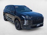 Used 2024 Hyundai Palisade Calligraphy image 3