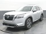 New 2025 Nissan Pathfinder Platinum image 3