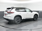 New 2025 Nissan Rogue Platinum w/ Tech Package image 5