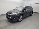 Used 2019 Toyota Highlander XLE image 2