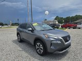 Used 2023 Nissan Rogue SV image 2