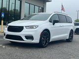 New 2025 Chrysler Pacifica Limited image 4