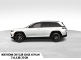 New 2025 Jeep Grand Cherokee Limited image 2
