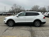 Used 2019 Volkswagen Tiguan SE image 2