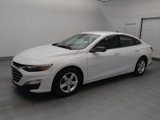 Used 2023 Chevrolet Malibu LS image 2