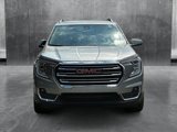 Used 2024 GMC Terrain SLT image 2