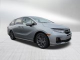 New 2025 Honda Odyssey Touring image 2
