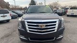 Used 2017 Cadillac Escalade Luxury image 2