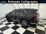 Used 2024 Hyundai Palisade Calligraphy image 2