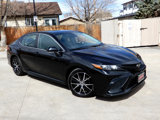 Used 2022 Toyota Camry SE image 3