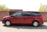 Used 2019 Dodge Grand Caravan SE w/ UConnect Hands-Free Group image 2
