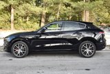 Used 2022 Maserati Levante GT image 5