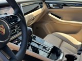 Used 2024 Porsche Macan image 4