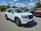 New 2025 Nissan Pathfinder Platinum image 3
