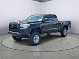 Used 2022 Toyota Tacoma SR image 2