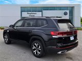 New 2025 Volkswagen Atlas SE image 4