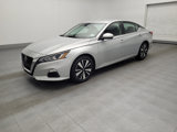 Used 2022 Nissan Altima 2.5 SV image 2