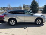 Used 2021 Toyota Highlander LE image 5