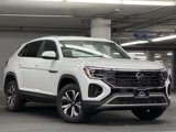 New 2026 Volkswagen Atlas Cross Sport SE image 2