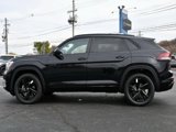 New 2025 Volkswagen Atlas Cross Sport SEL R-Line image 4