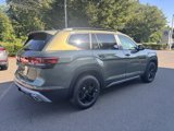 New 2025 Volkswagen Atlas Peak Edition SE image 5