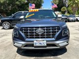 Used 2022 Hyundai Venue Limited image 2