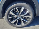 New 2025 Volkswagen Atlas SEL Premium R-Line image 3