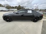 Certified 2024 Jaguar XF R-Dynamic SE image 4